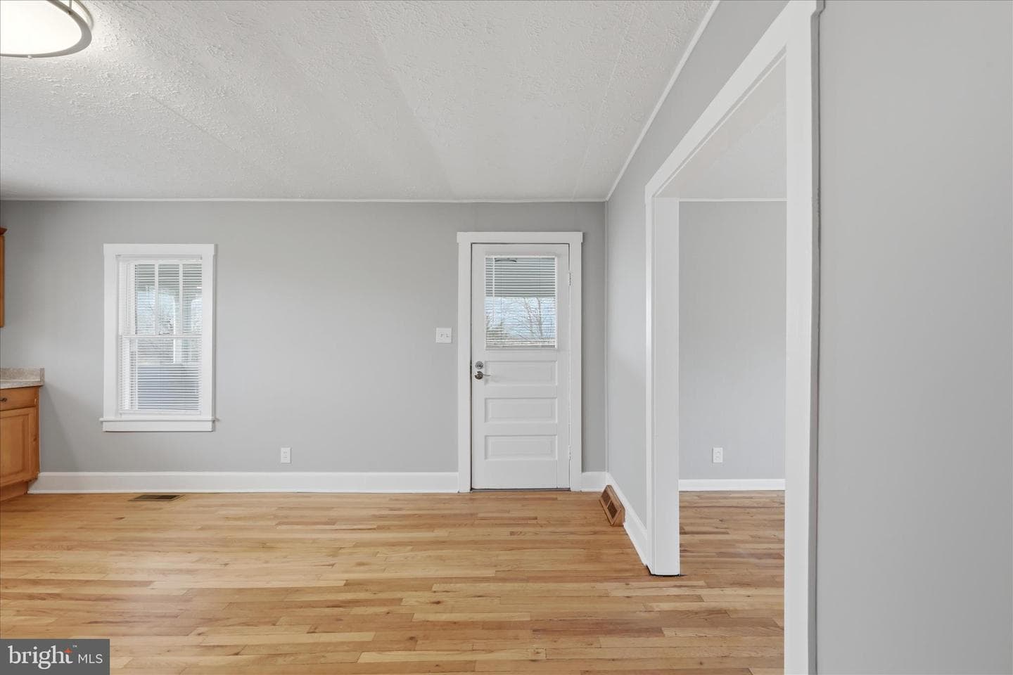 155 Royal Avenue photo 19
