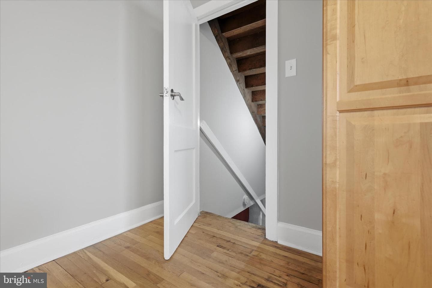 155 Royal Avenue photo 34
