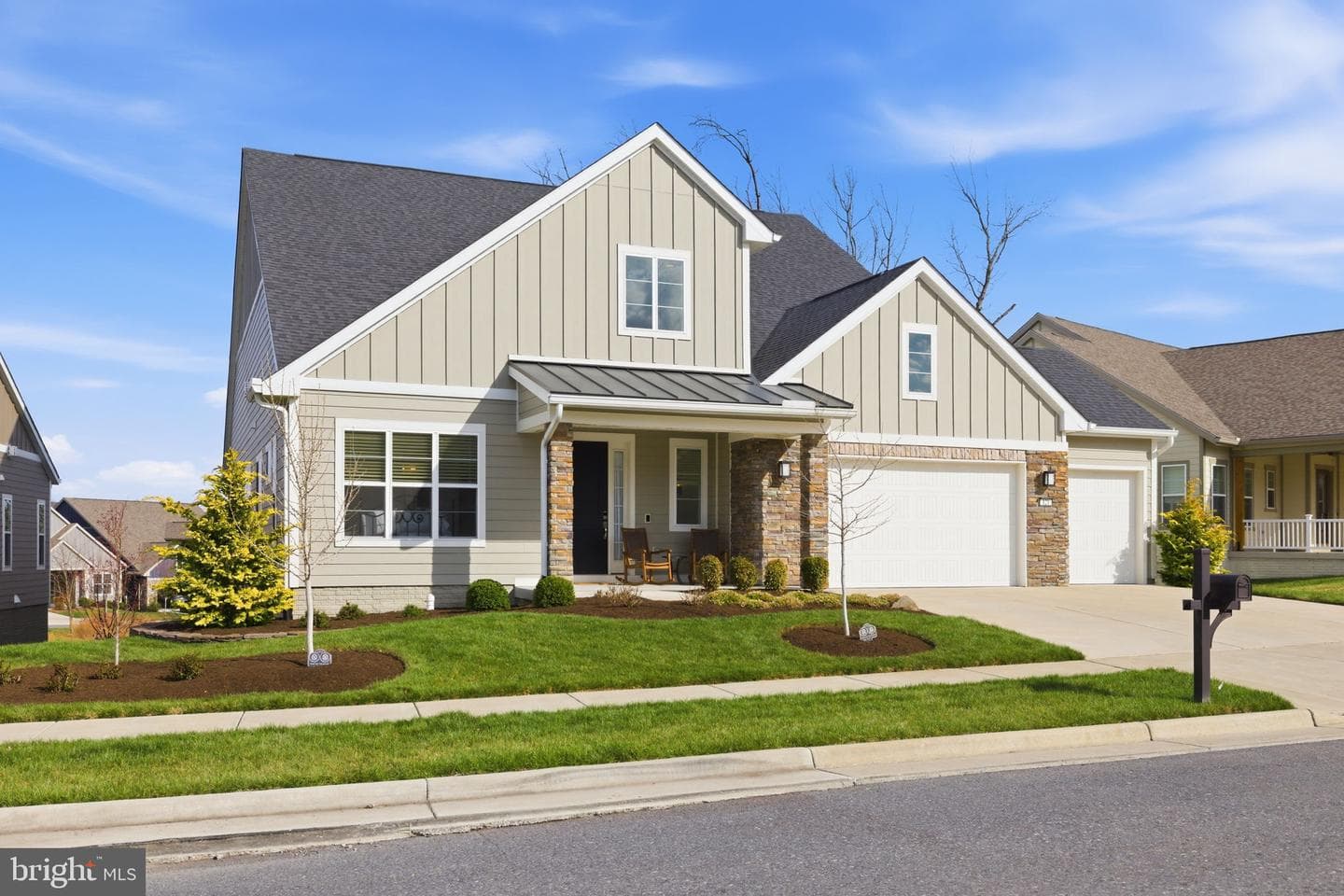 121 Milkweed Dr photo 6