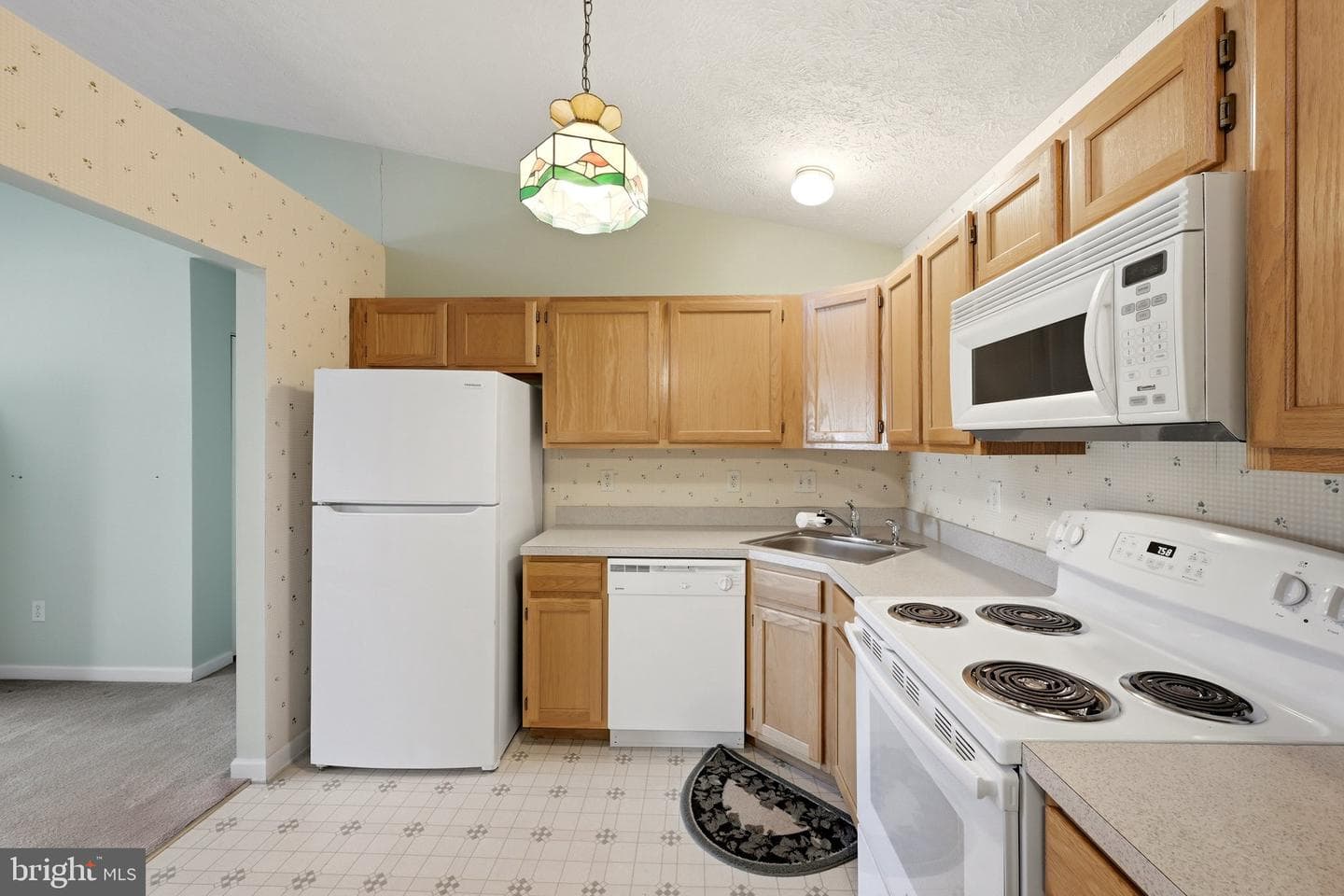 121 Brookland Court #8 photo 34