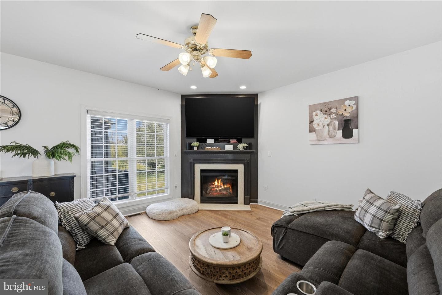 115 Lariat Court photo 3