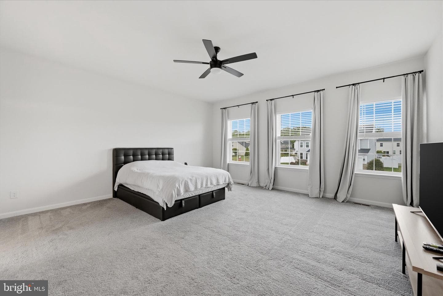 223 Dartmoor Drive photo 29