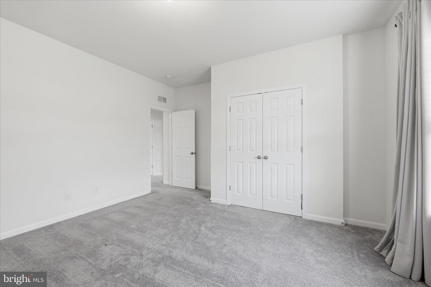 223 Dartmoor Drive photo 37