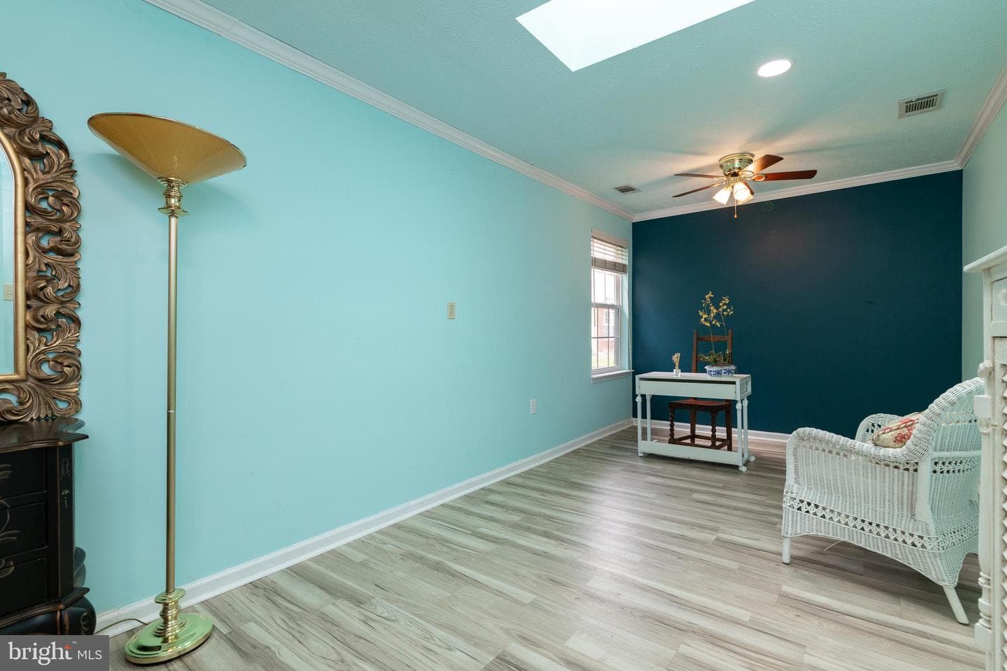200 Crestwood Lane photo 32