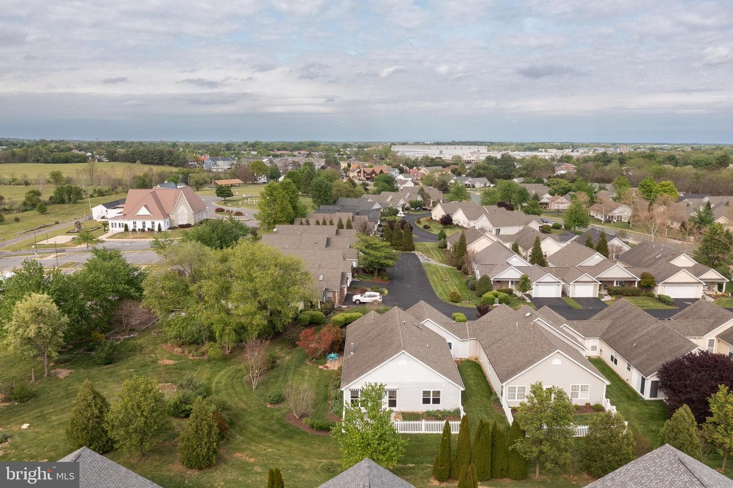 200 Crestwood Lane photo 44