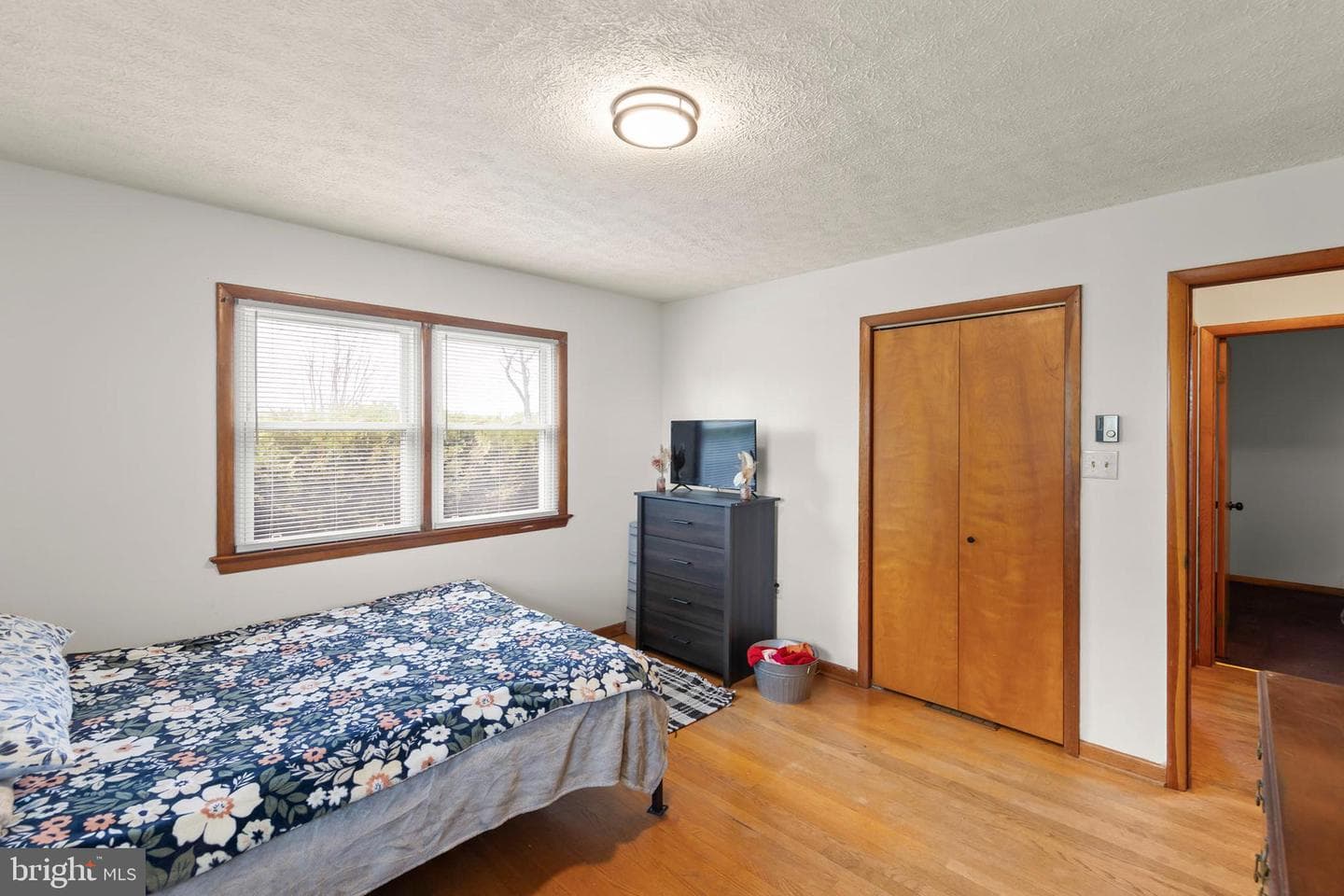 100 Virginia Drive photo 25