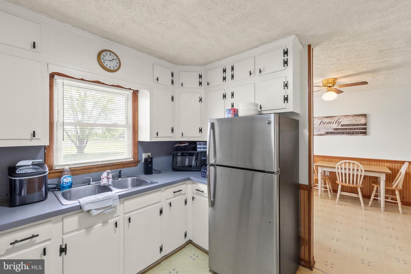 100 Virginia Drive photo 9