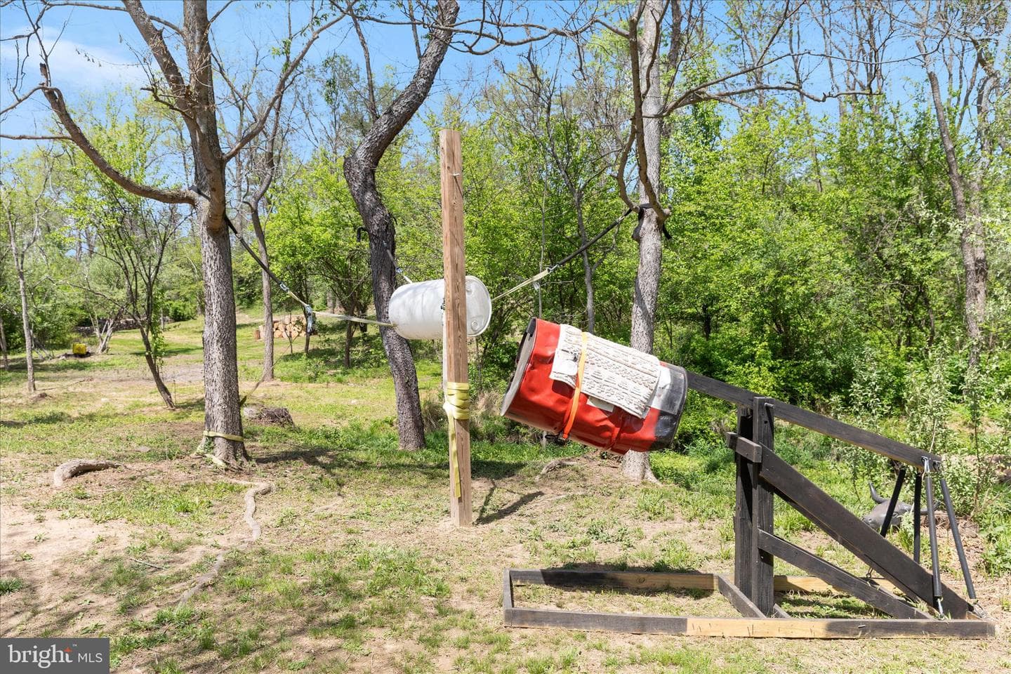 1015 Redbud photo 50