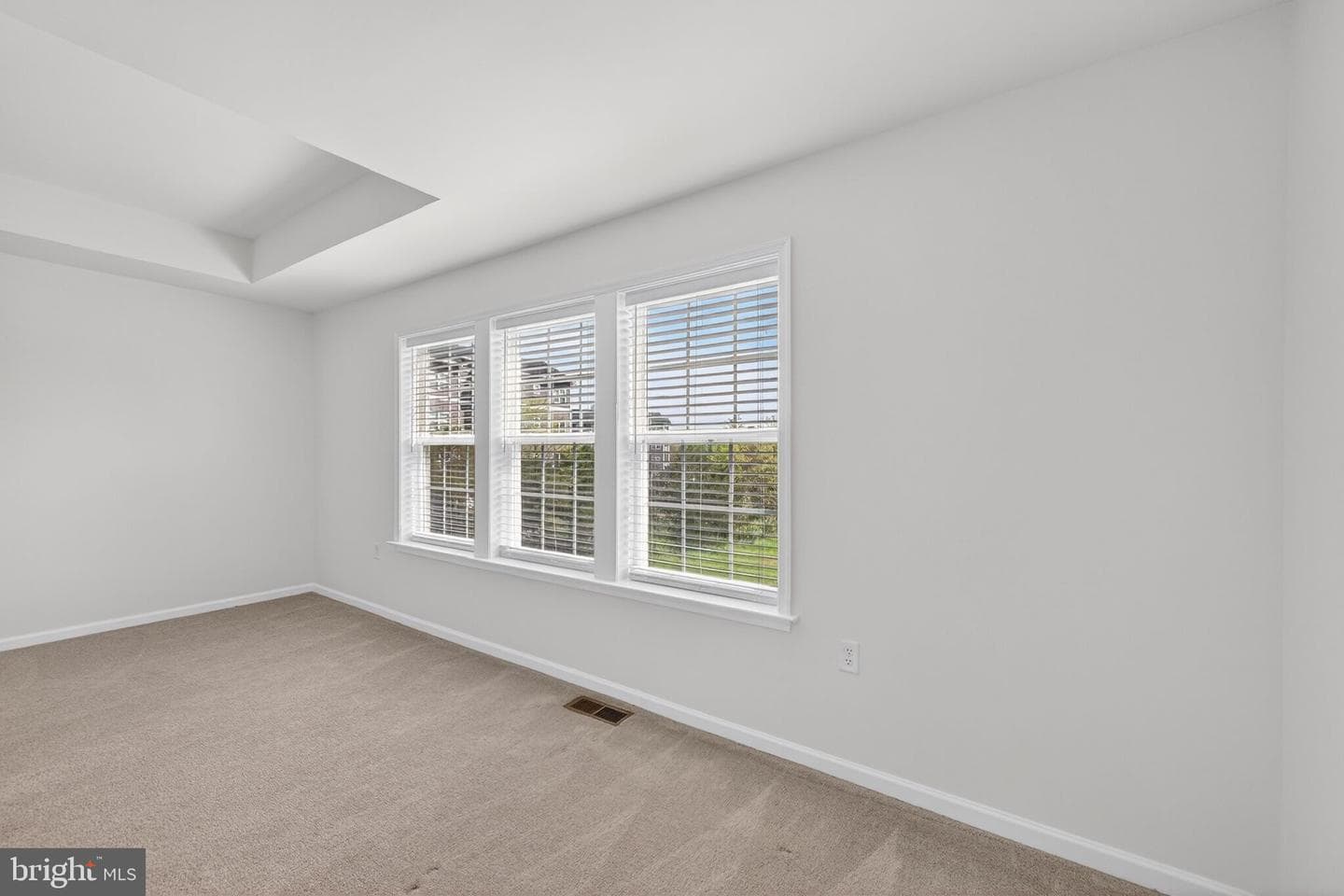 154 Copeley Circle photo 8