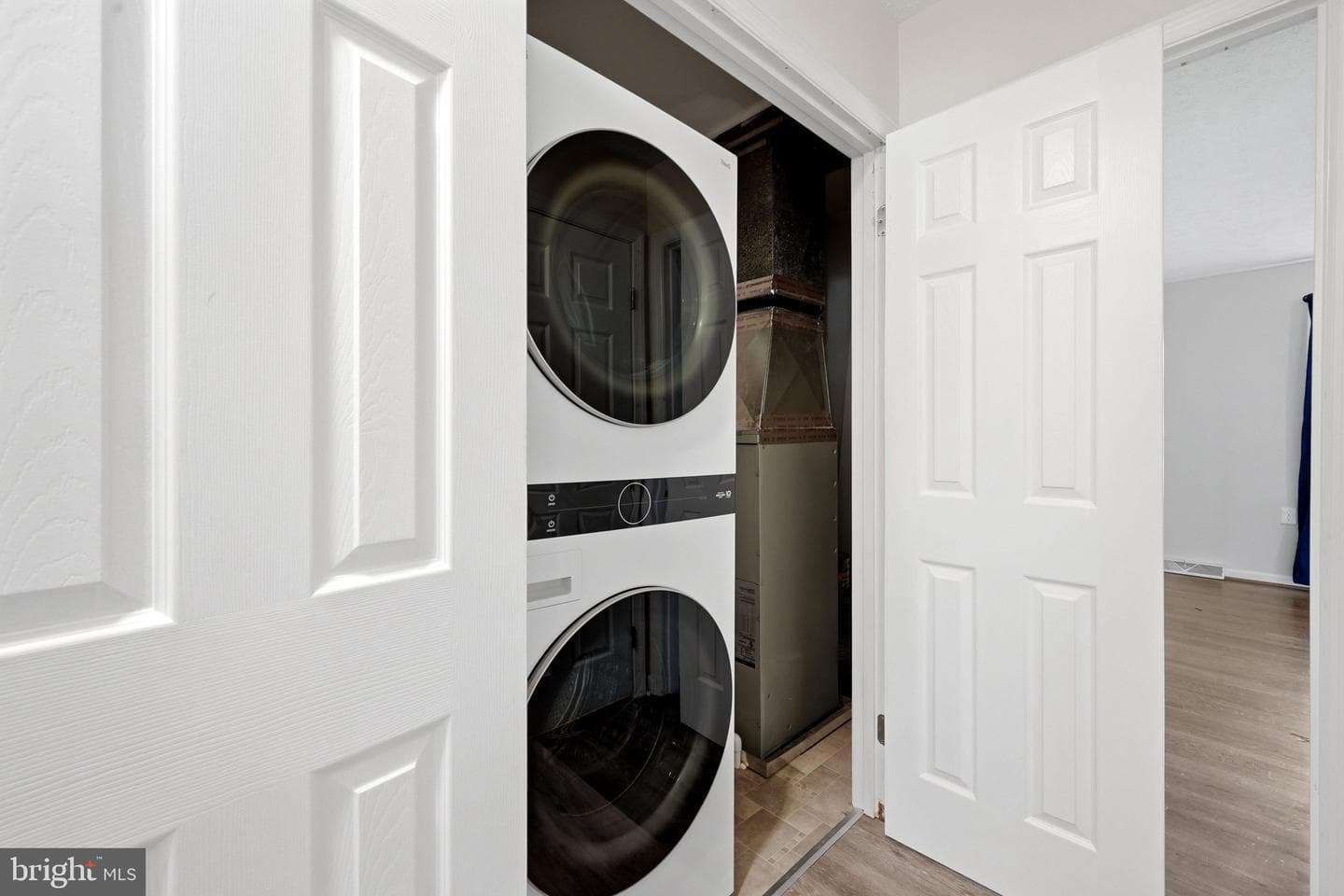 112 Lane Street photo 30