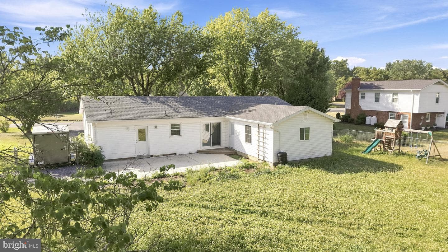 112 Lane Street photo 43