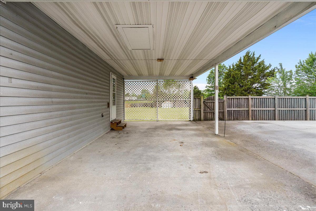 201 Nightingale Avenue photo 48