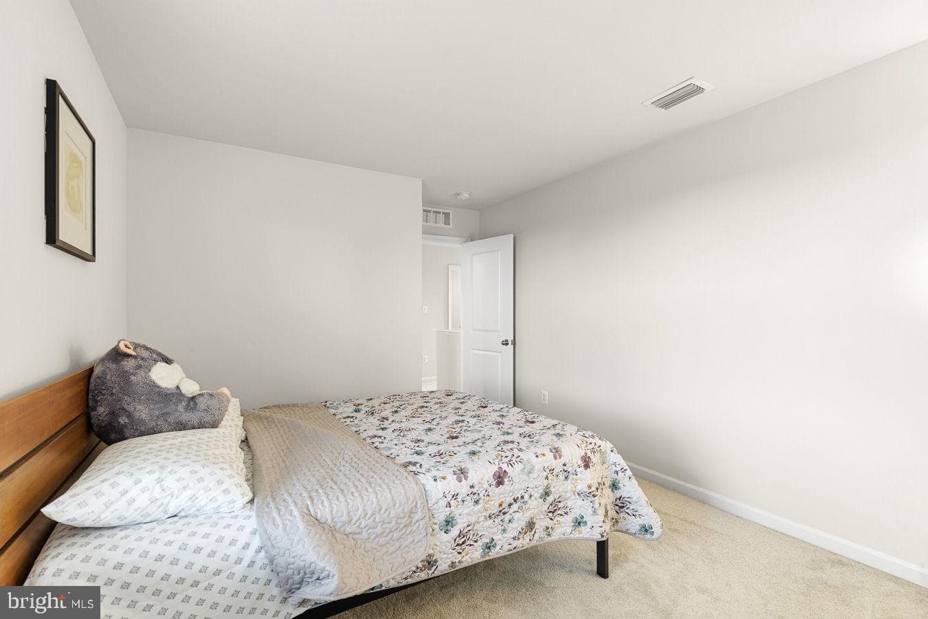 145 Dursley Cir photo 16