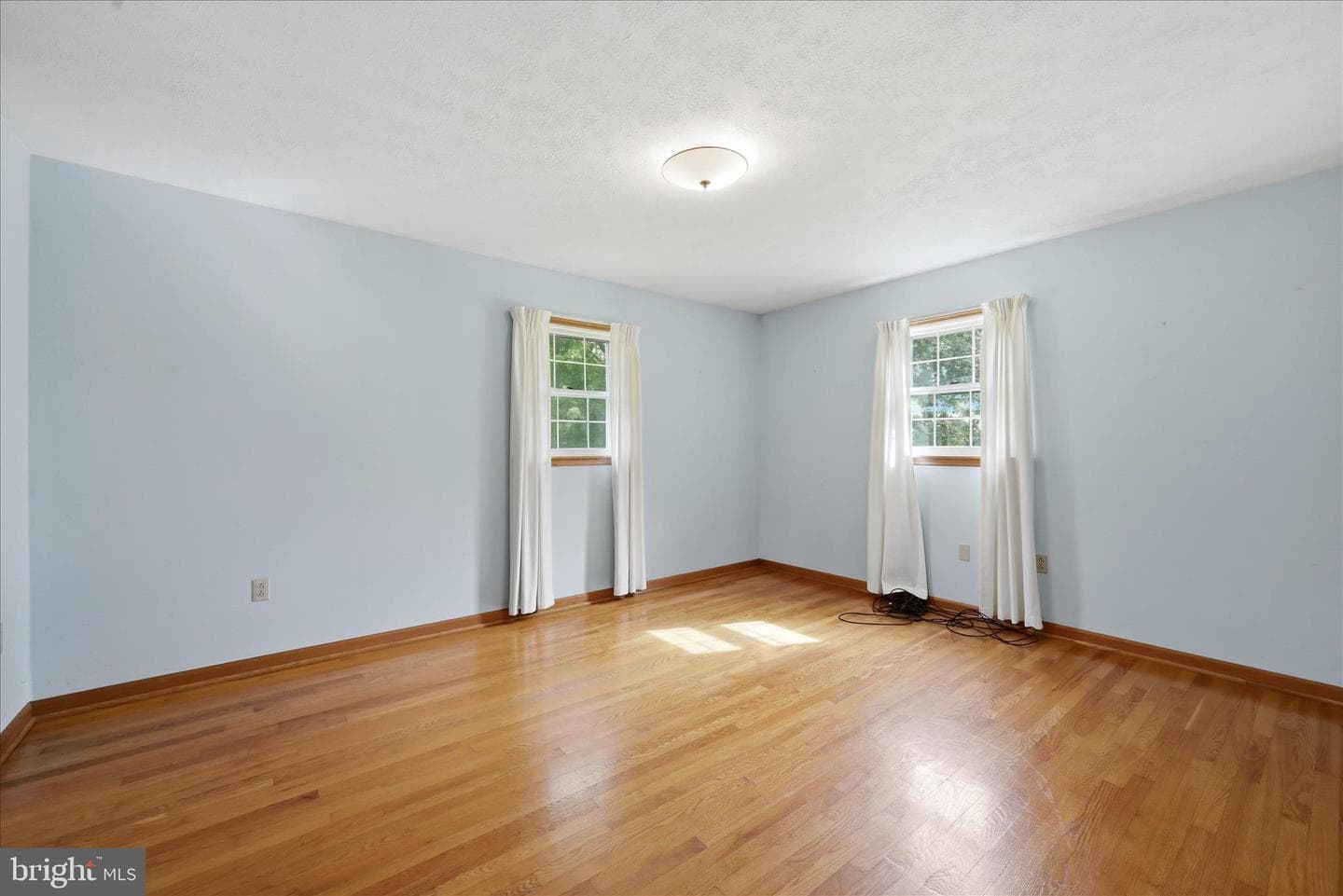 103 Cambridge Place photo 37