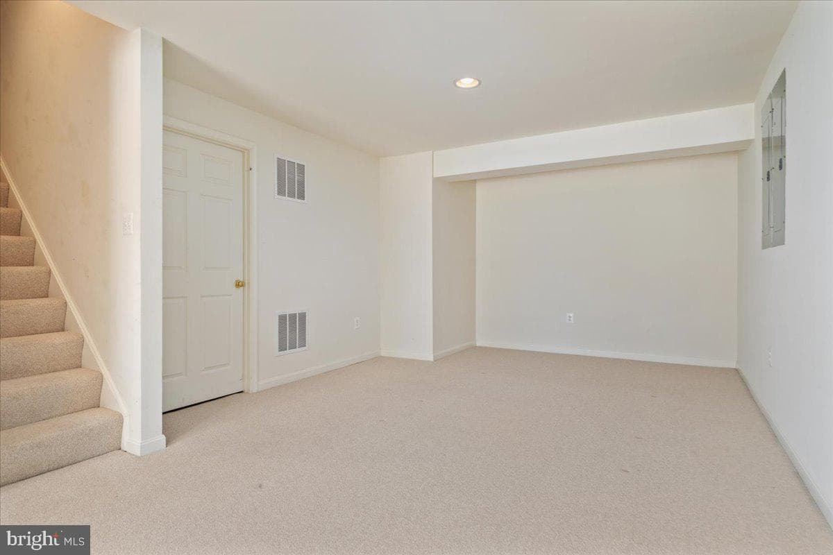 326 Morlyn Drive photo 28