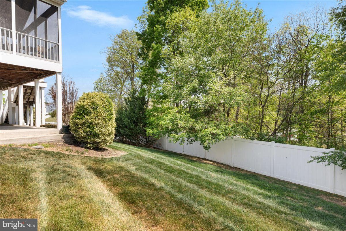 326 Morlyn Drive photo 40