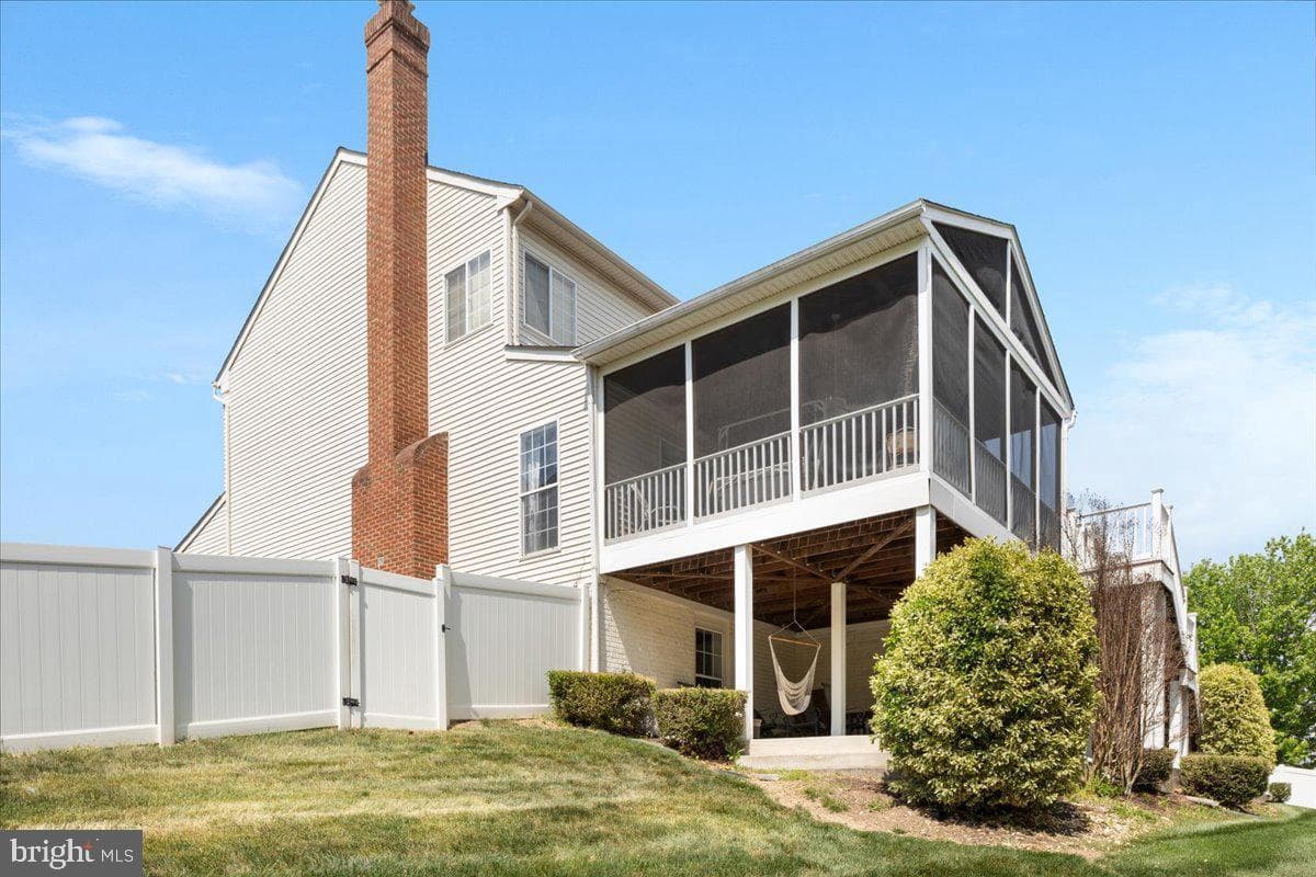 326 Morlyn Drive photo 44