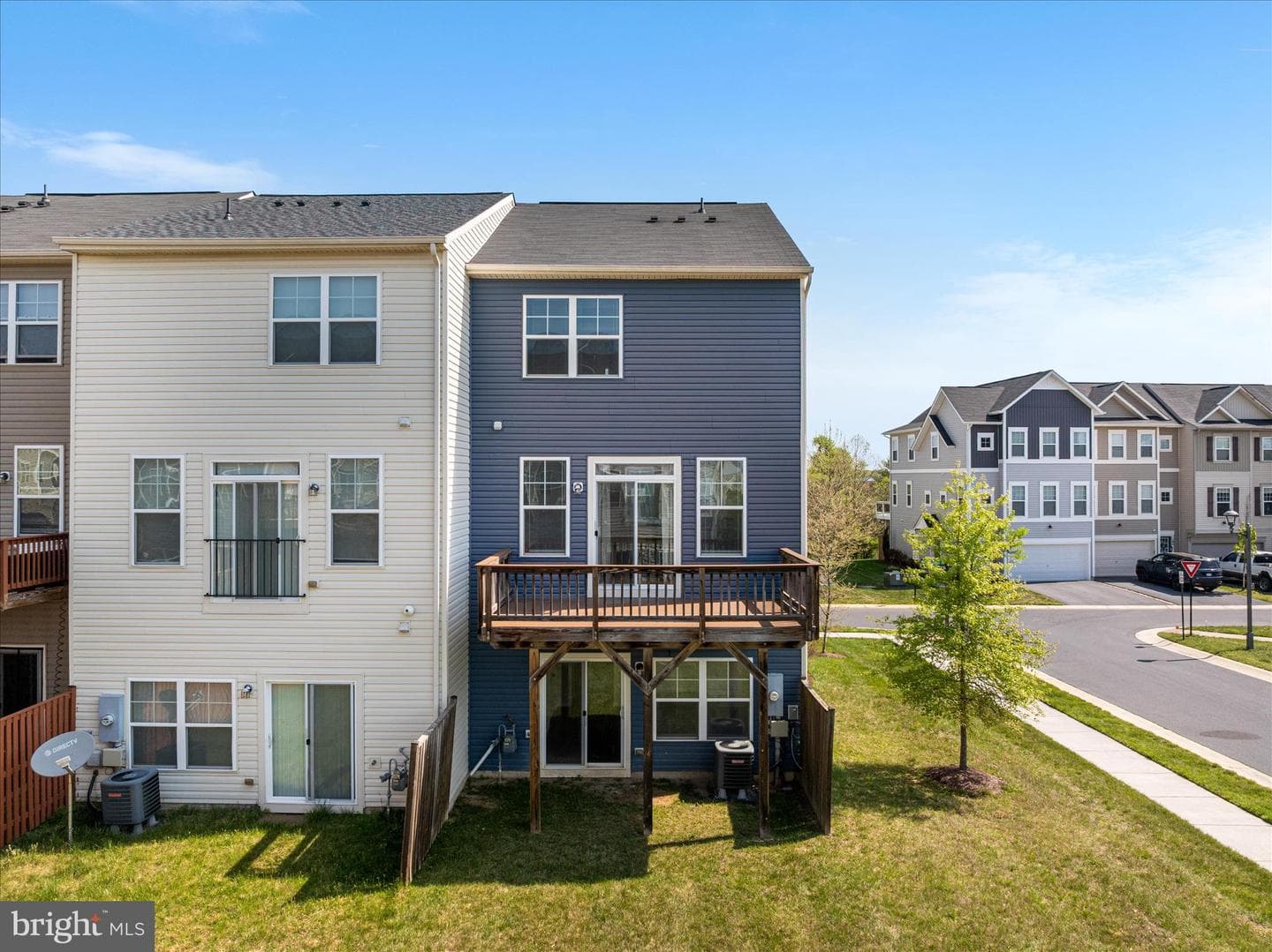 109 Splendor Garden Way photo 44