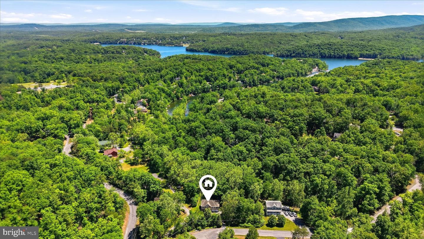 1201 Lakeview Drive photo 10