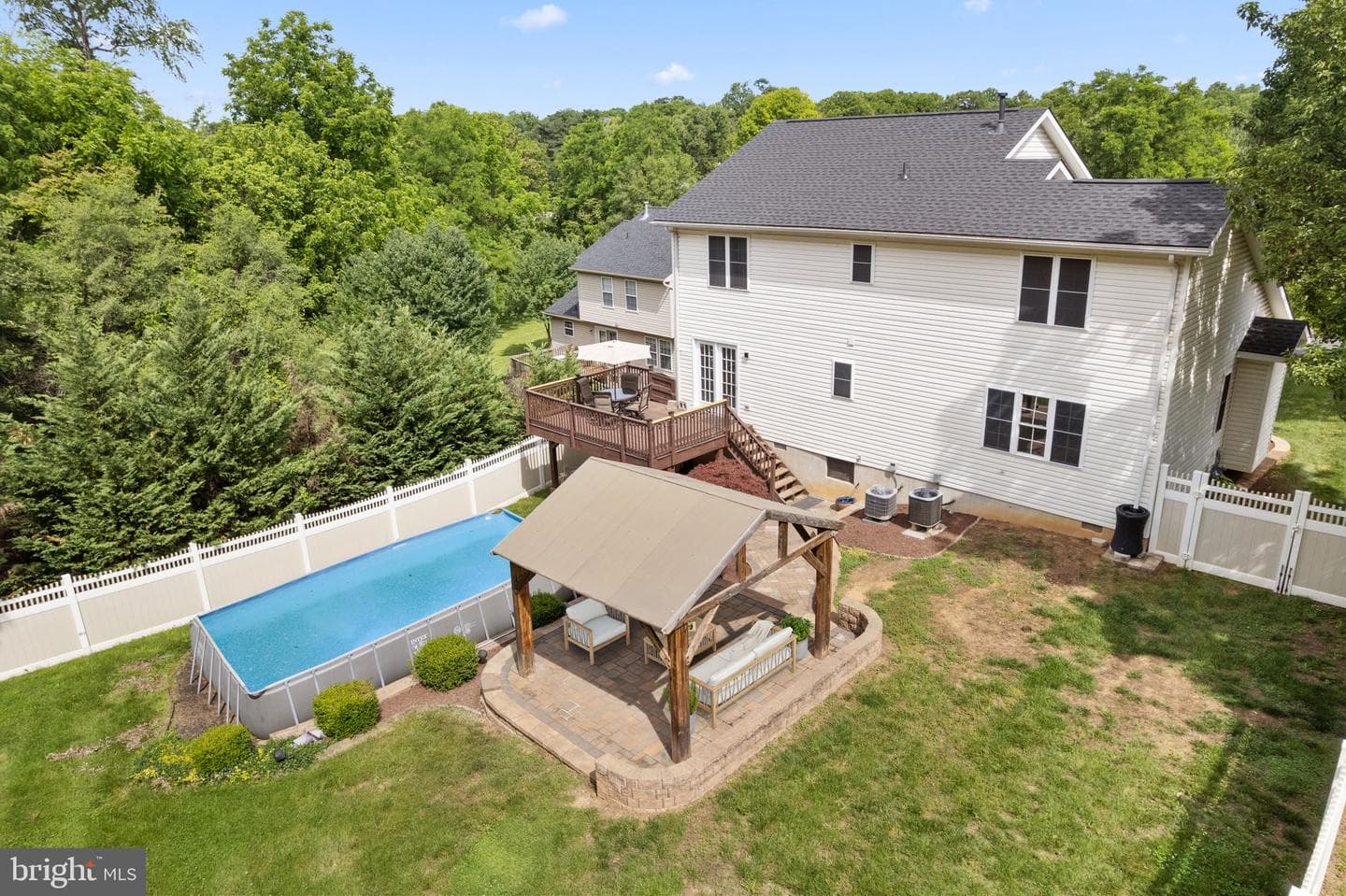 102 Fortress Drive photo 39
