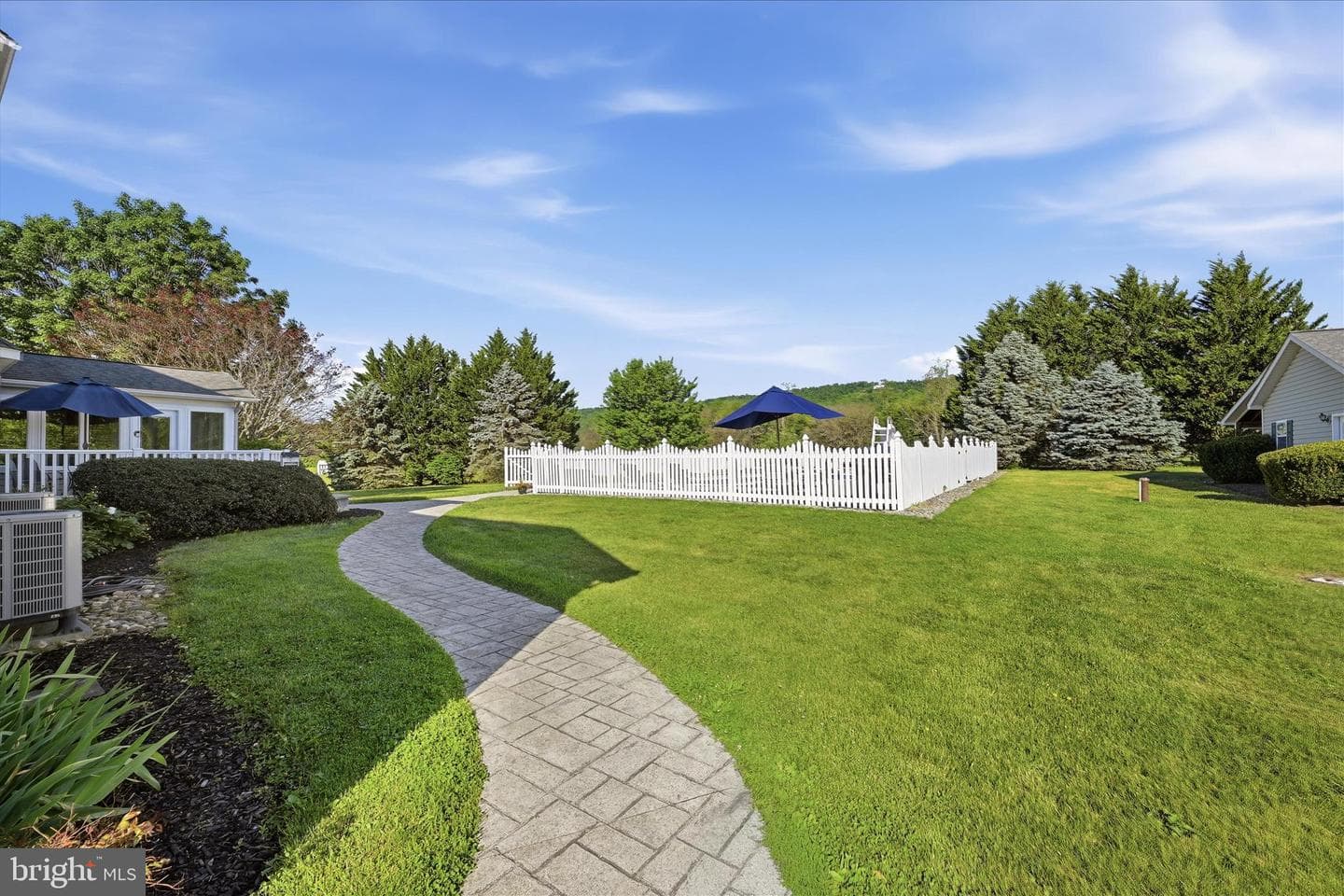 413 Tavistock Drive photo 70