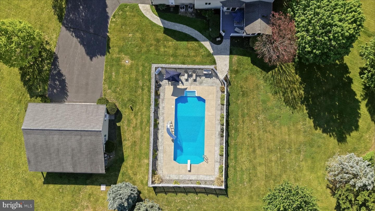 413 Tavistock Drive photo 79