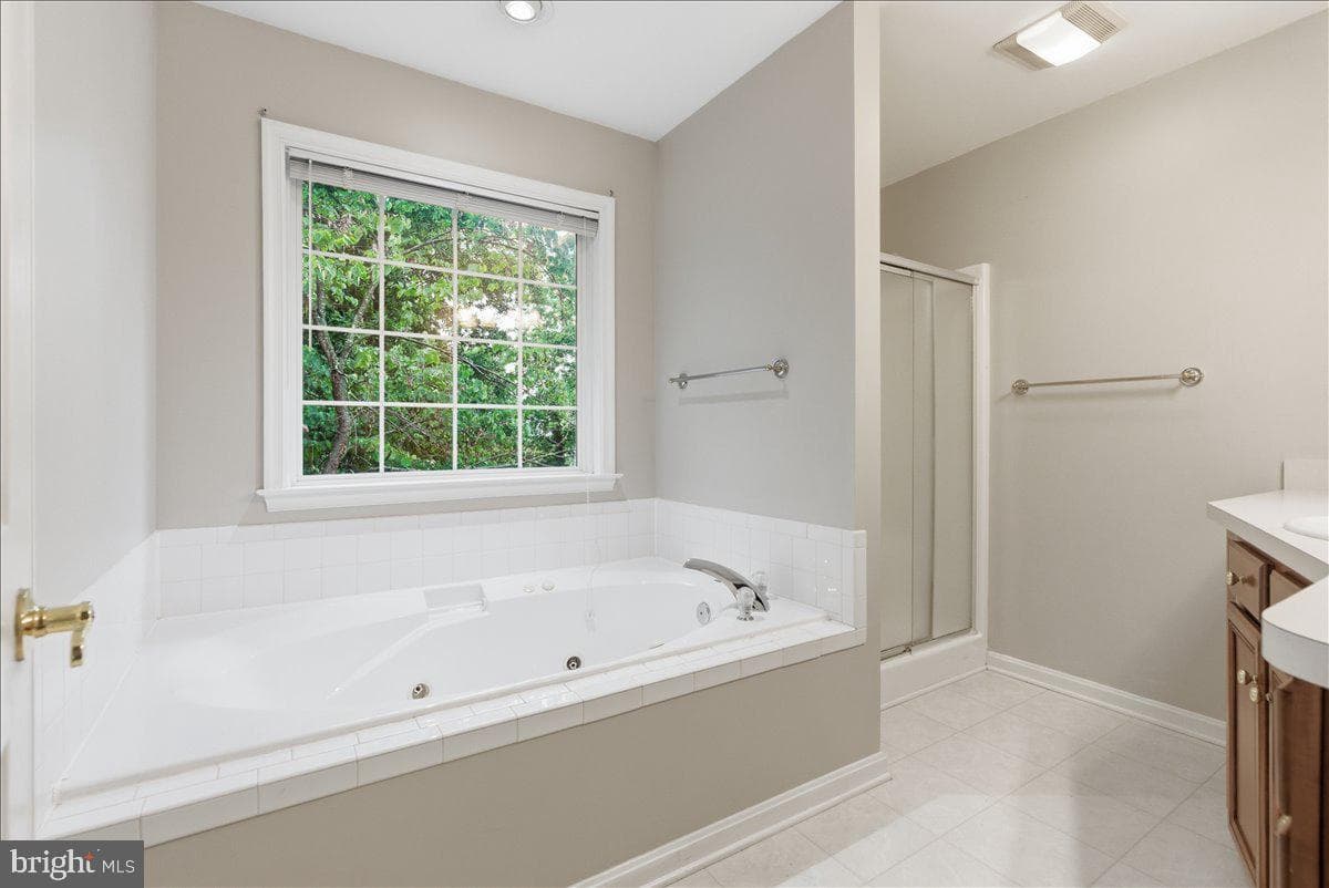 120 First Manassas Place photo 39