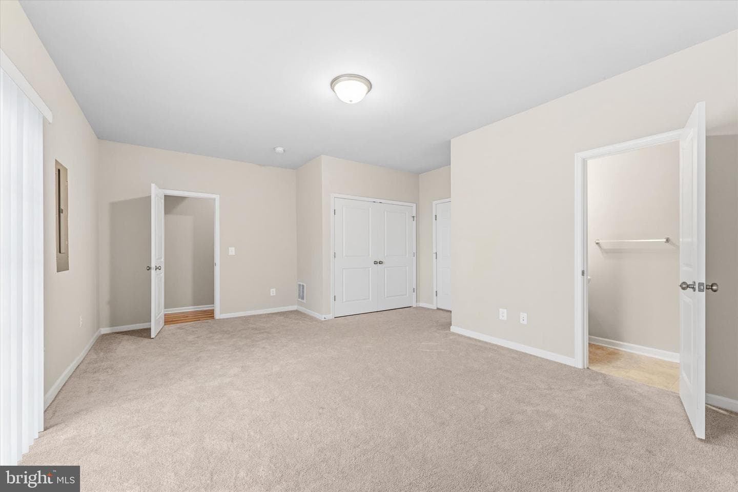 226 Parkland Drive photo 37