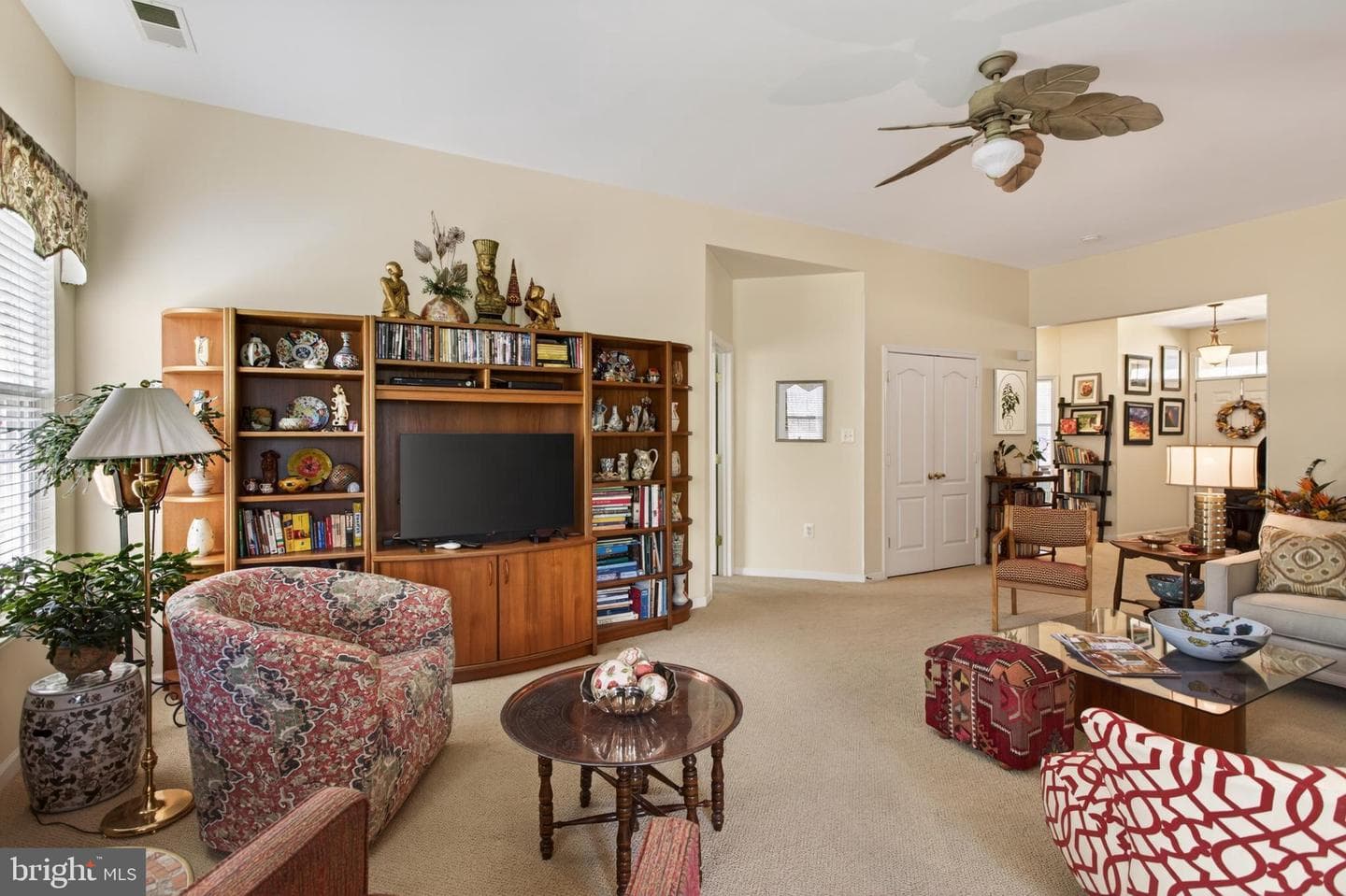 121 Shumard Court photo 8