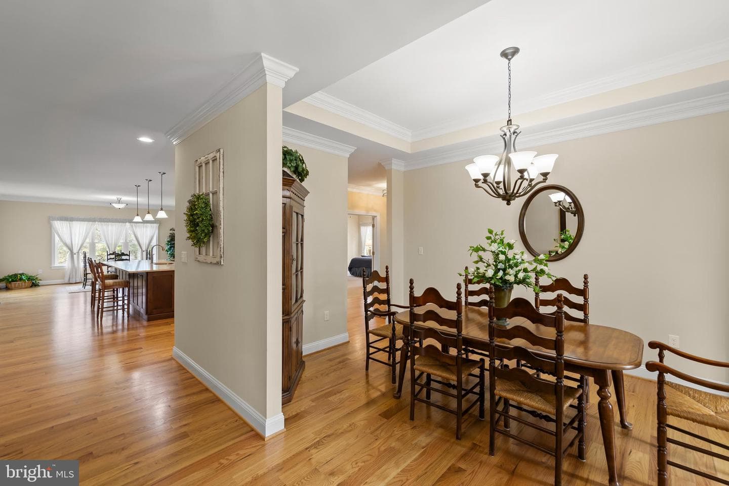 135 Kinross Drive photo 12