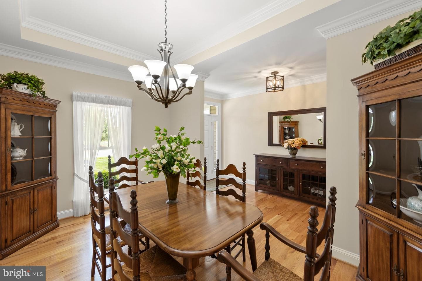 135 Kinross Drive photo 13