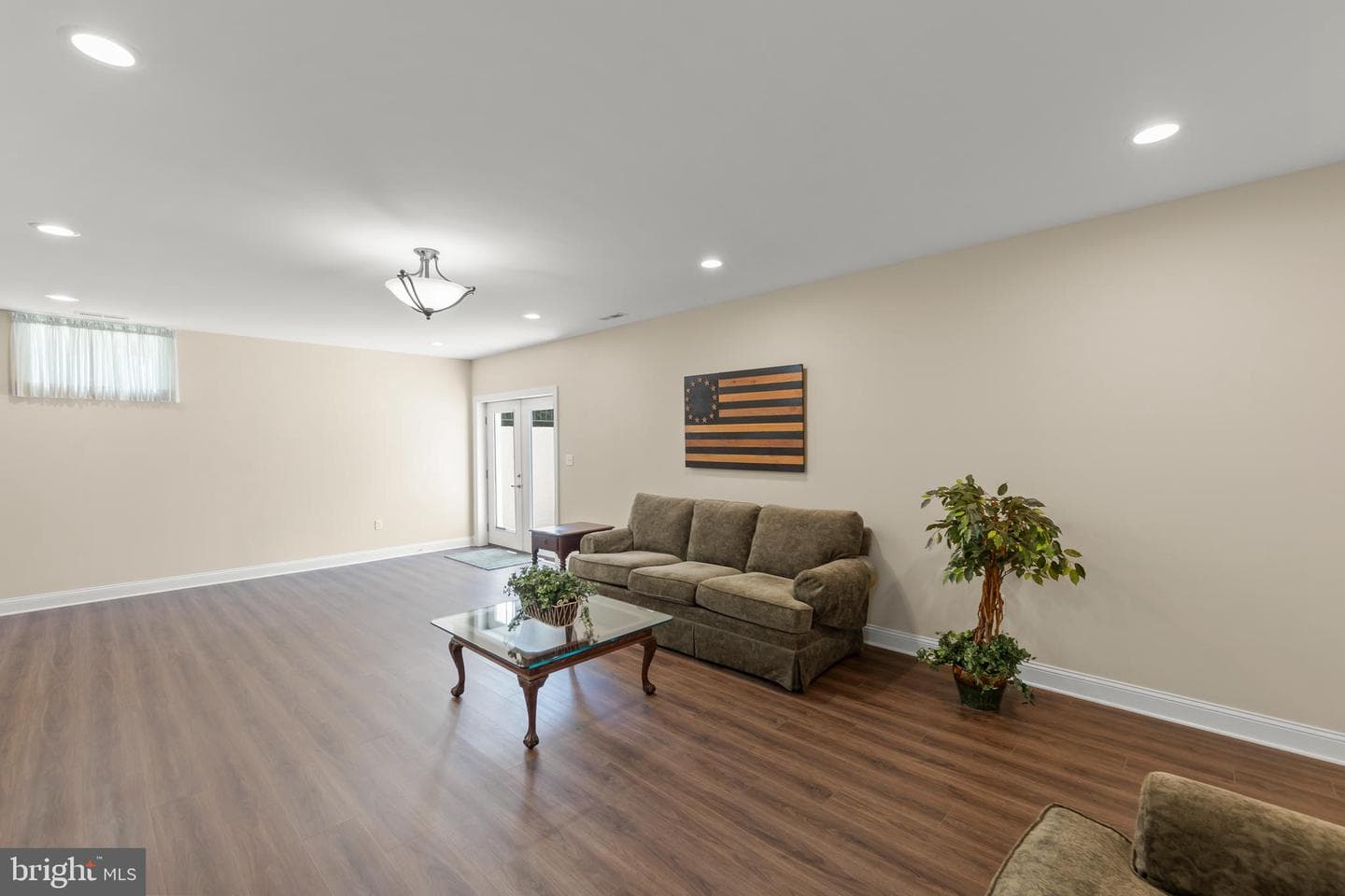 135 Kinross Drive photo 34