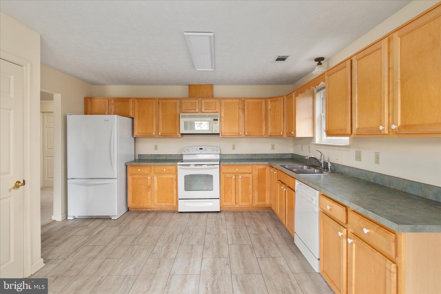 203 Cranberry Court photo 5