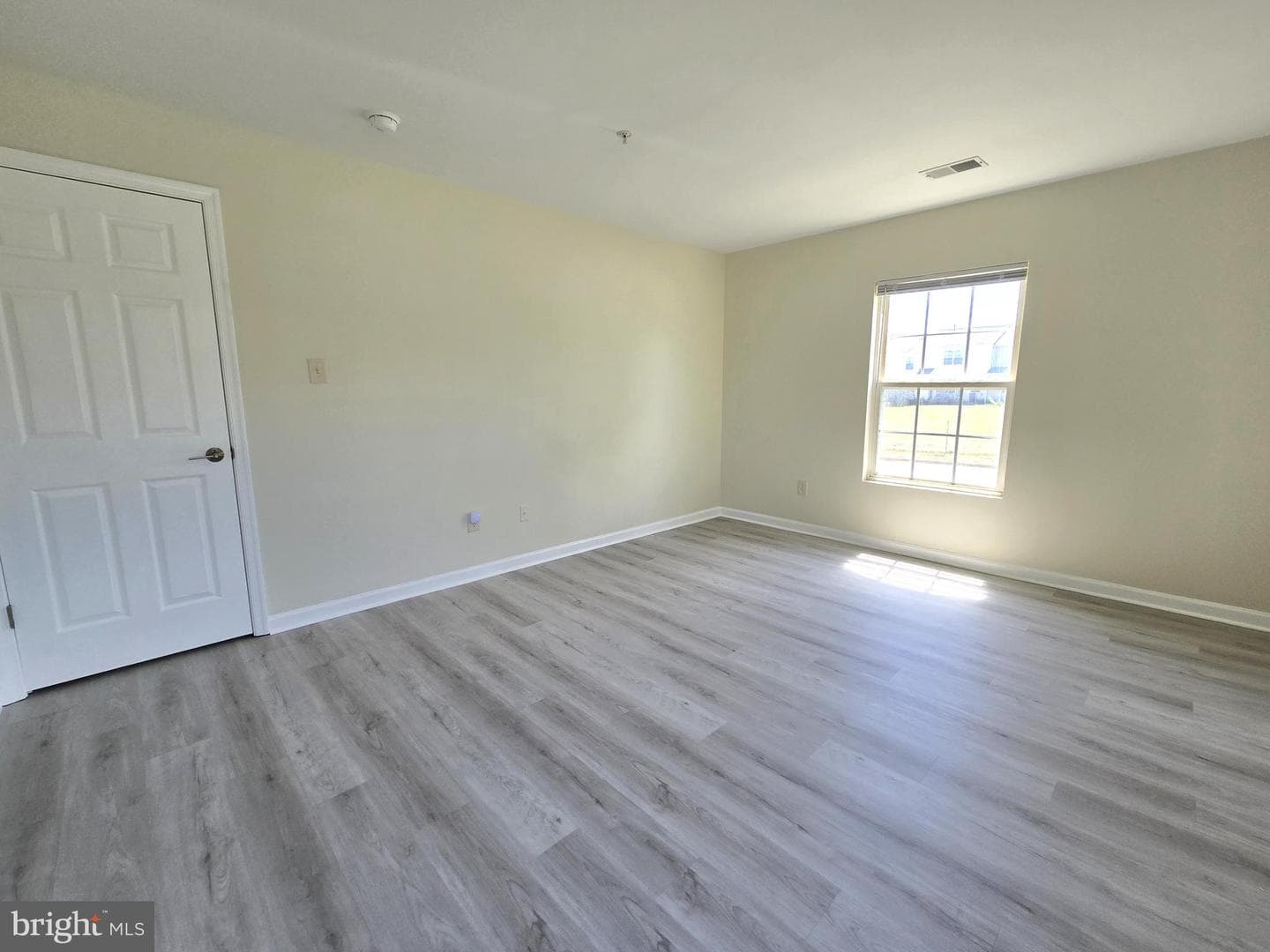 136 Brookland Court #8 photo 17