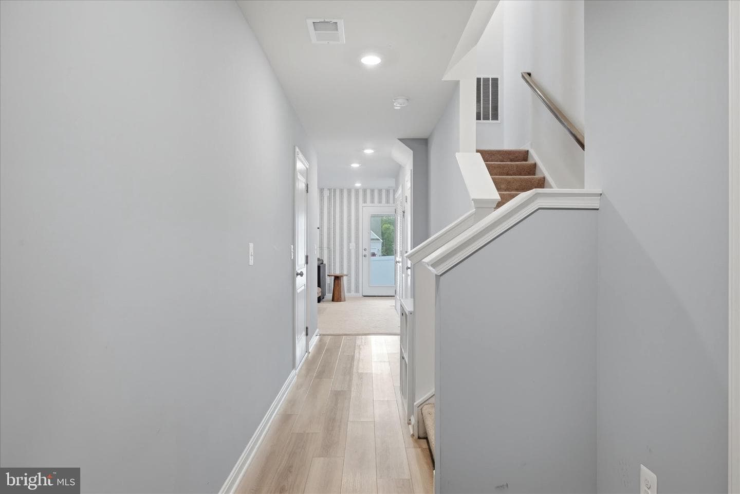 105 Tye Court photo 9