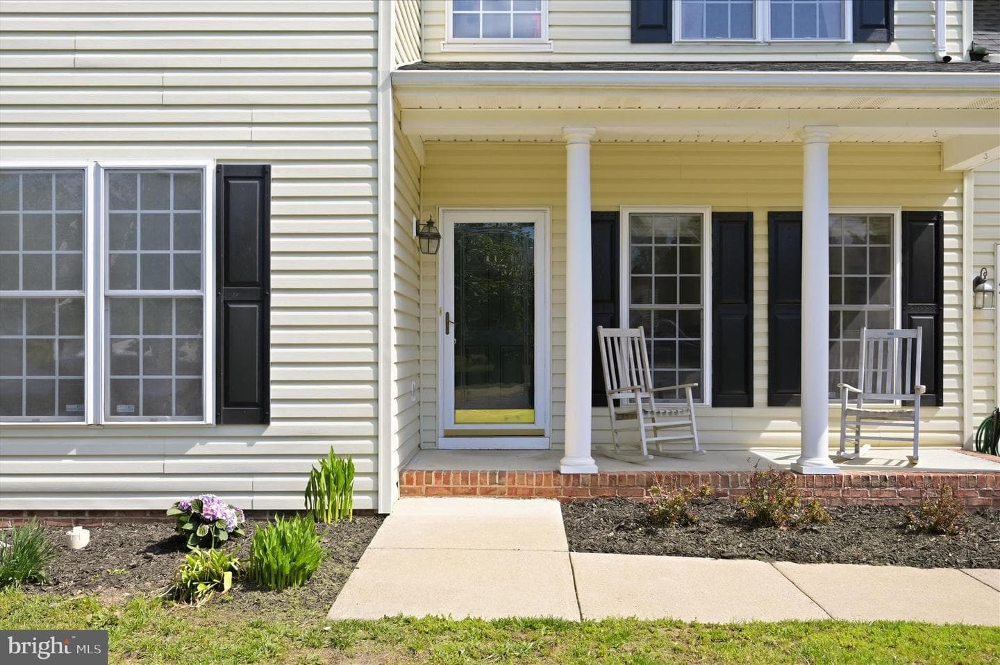 121 Van Gogh Terrace photo 2