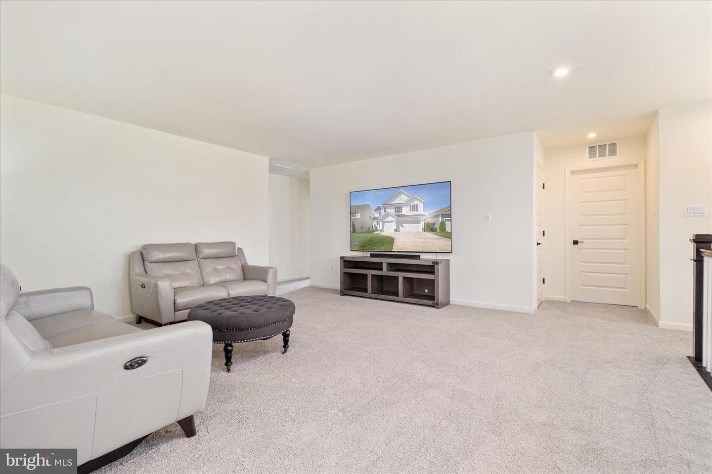 108 Nevermore Drive photo 22