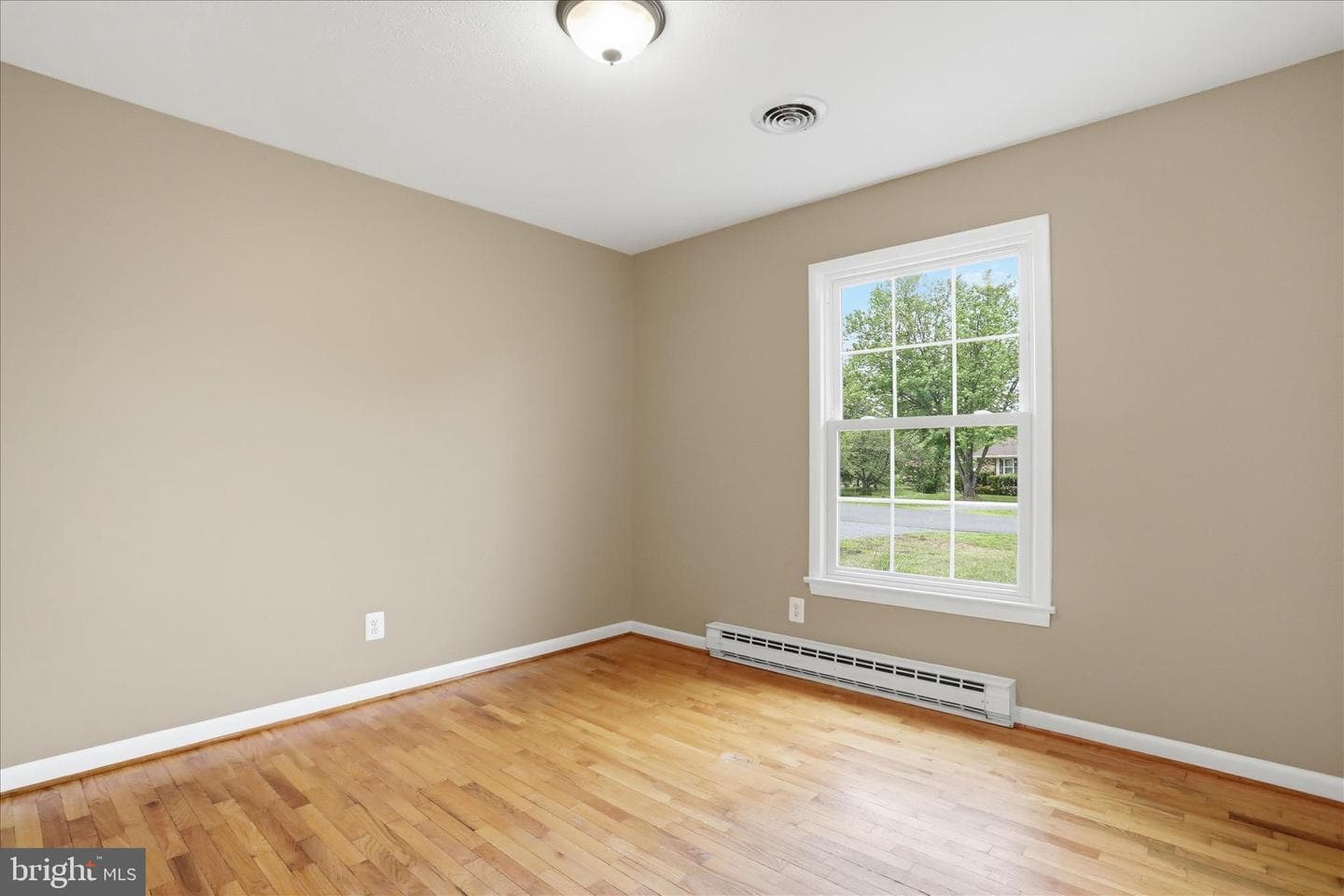 126 Meadowbrook photo 14