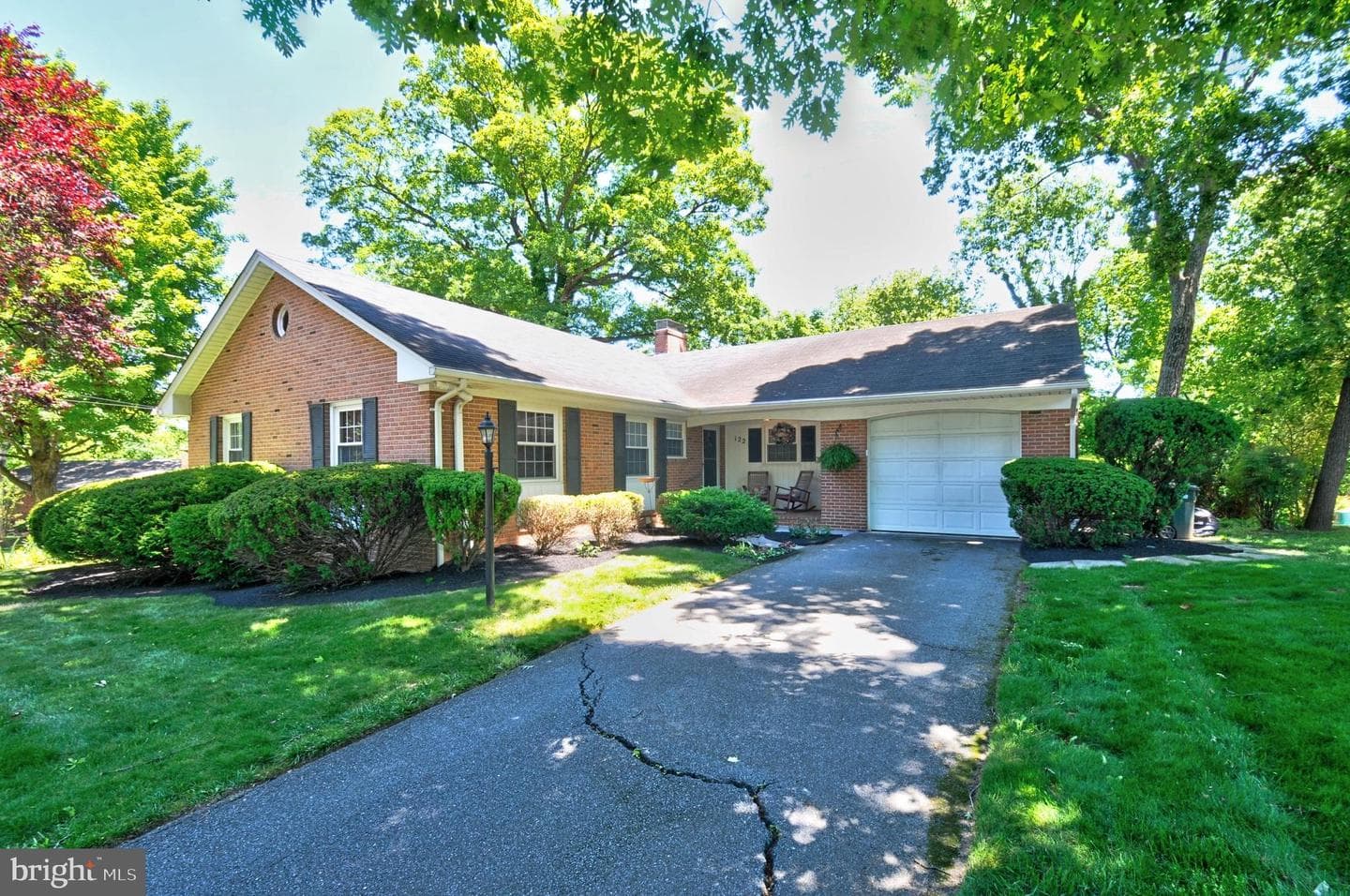 122 Armstrong Place photo 65