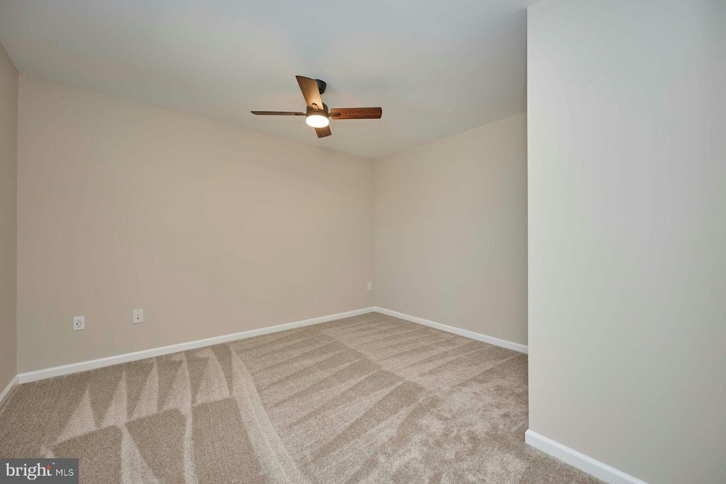 245 Mackenzie Lane photo 27