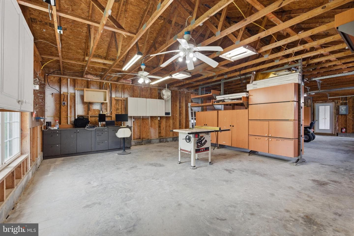 125 Krynn Way photo 37