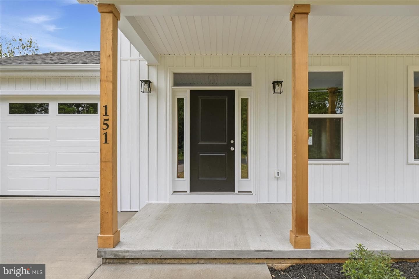 151 Lauck Drive photo 4