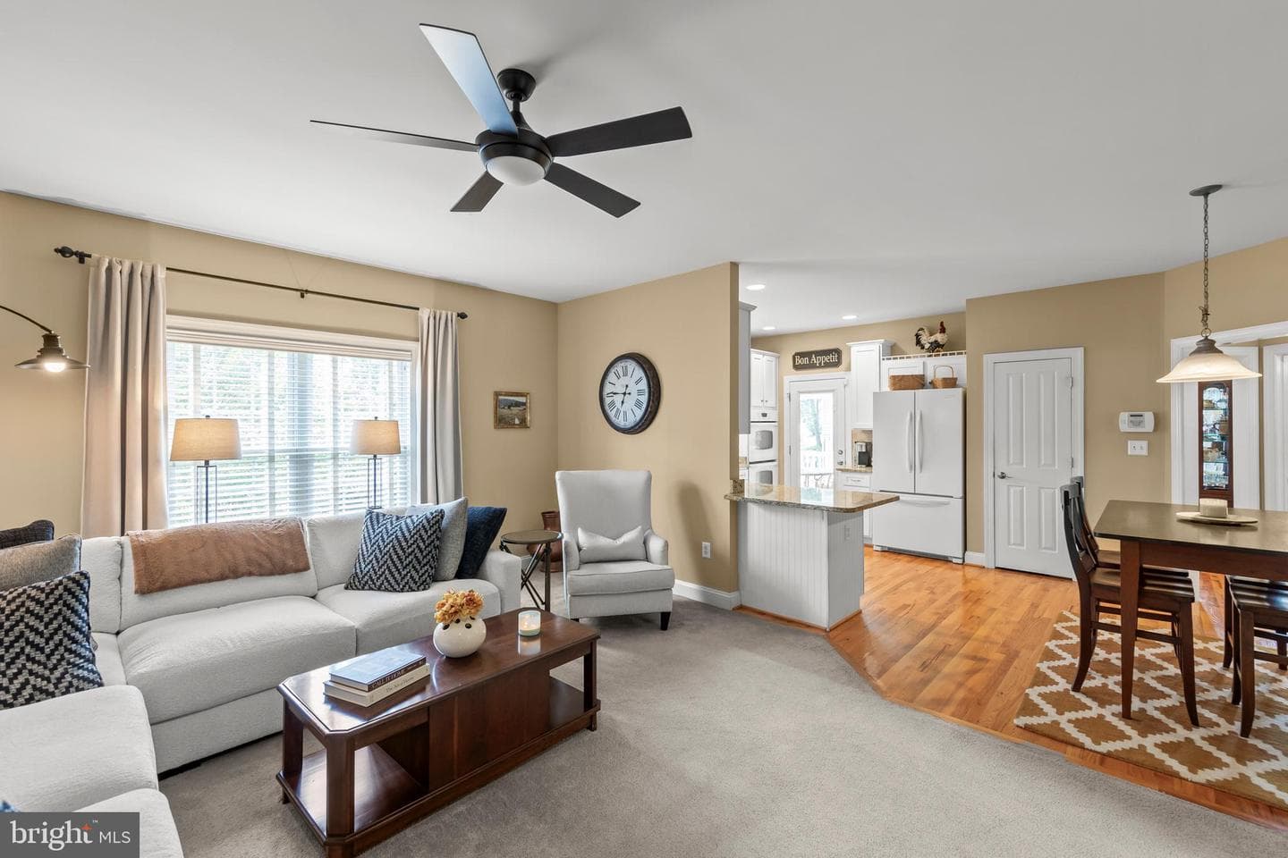 105 Travis Court photo 12