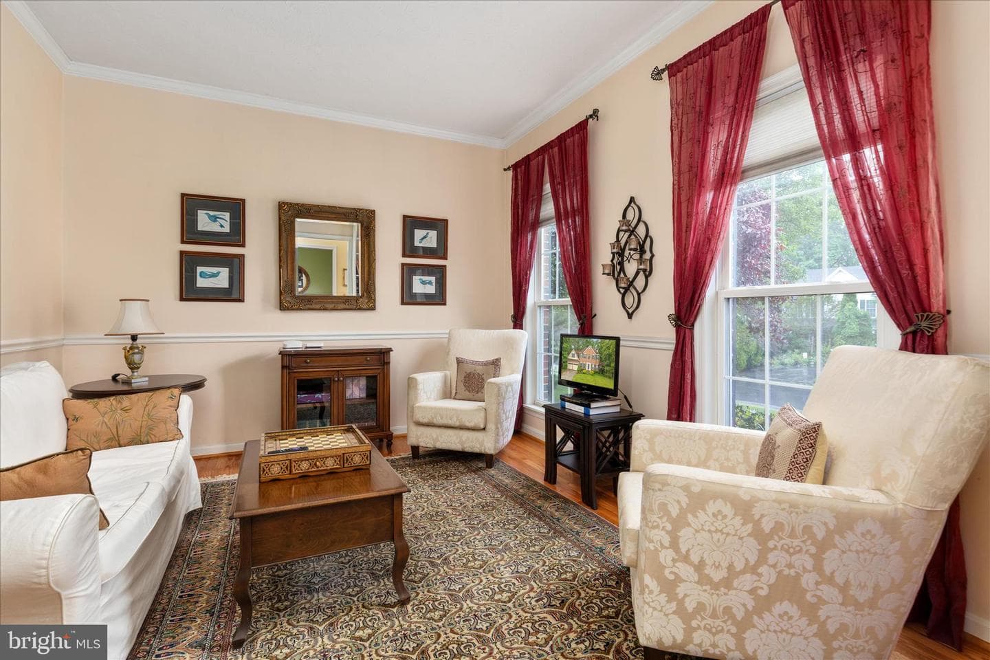 222 Cavalry Drive photo 5