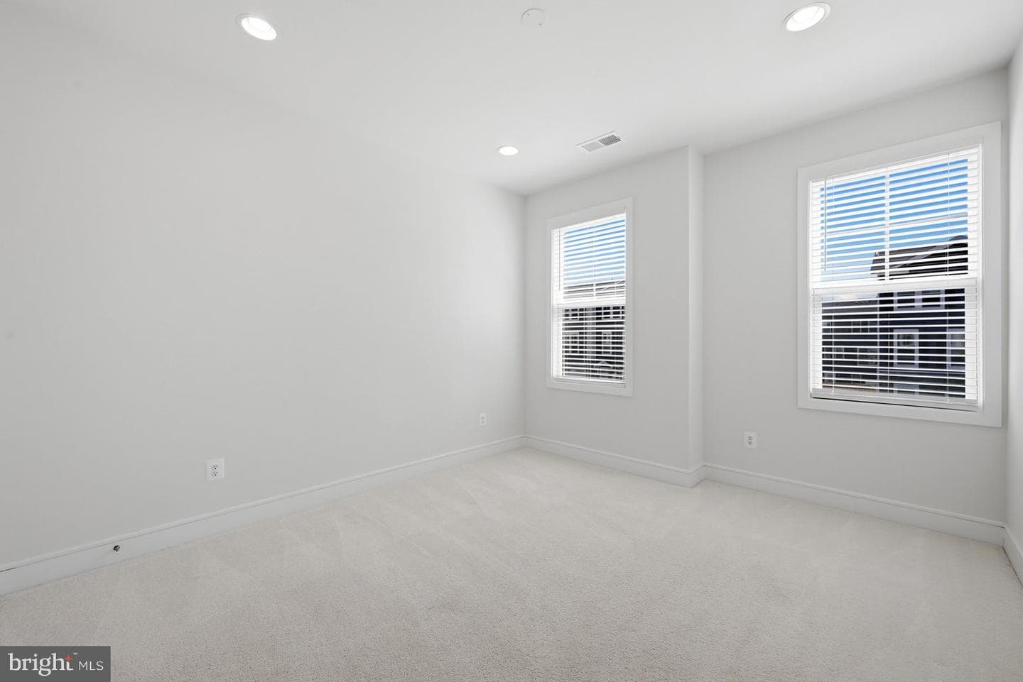 120 Choke Cherry Court photo 29