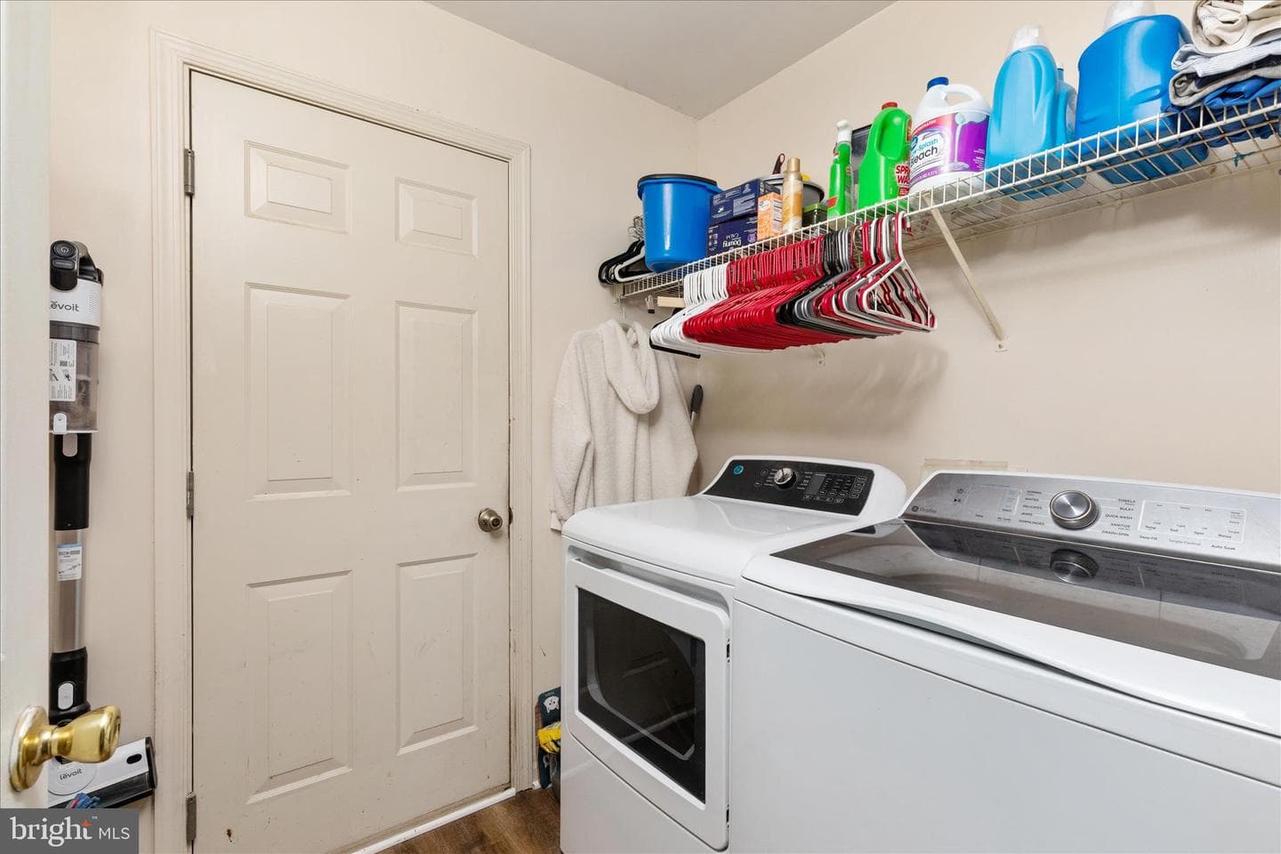 502 Fortress Drive photo 27