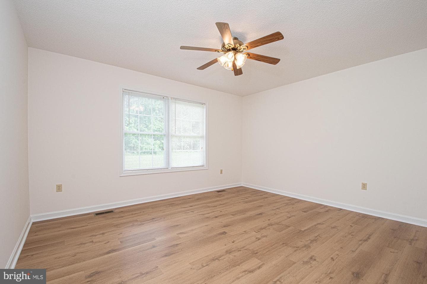 1001 N Timber Ridge Road photo 42