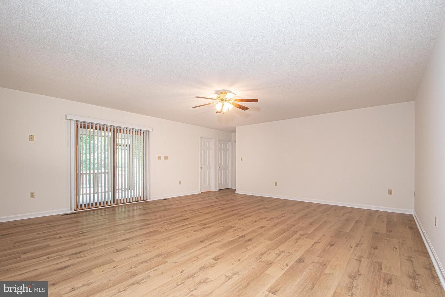 1001 N Timber Ridge Road photo 6