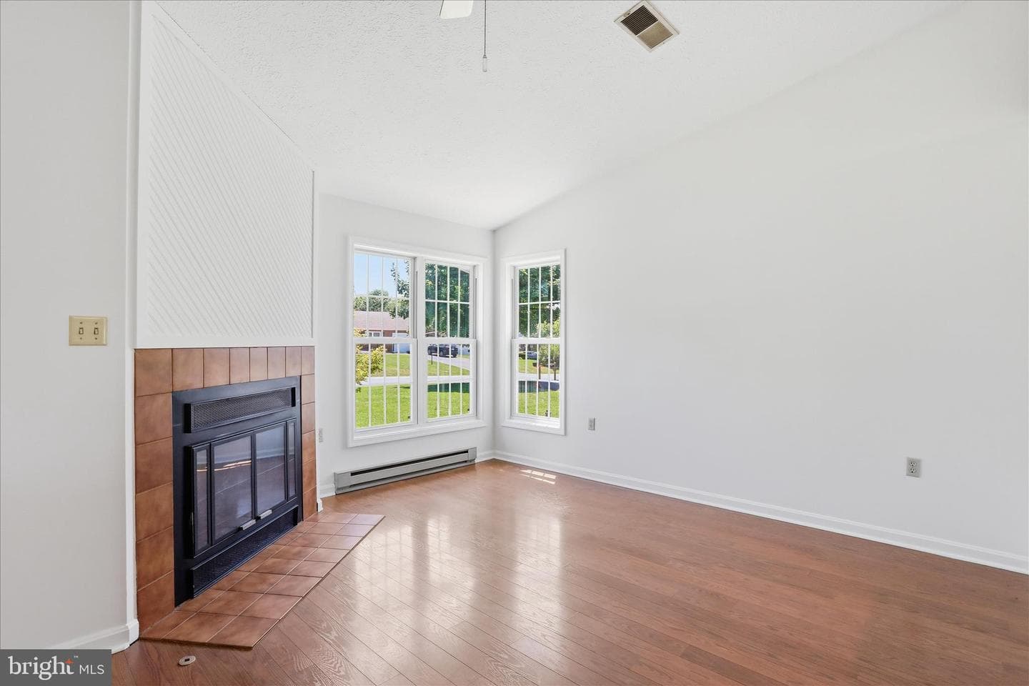 113 Bluebird Drive photo 5