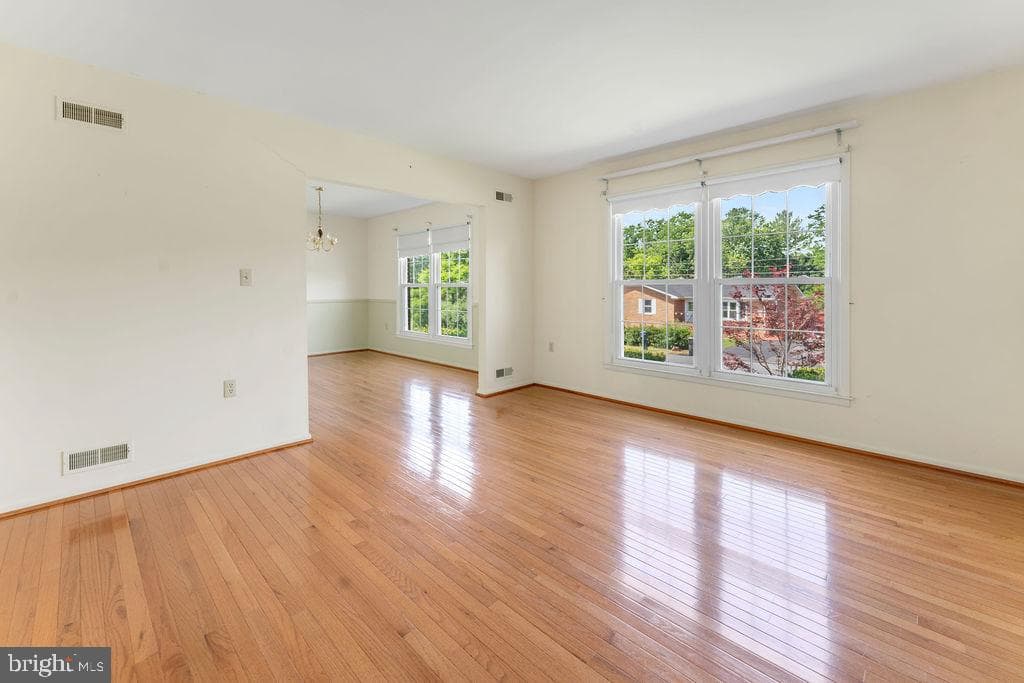 114 Williamson Rd photo 7